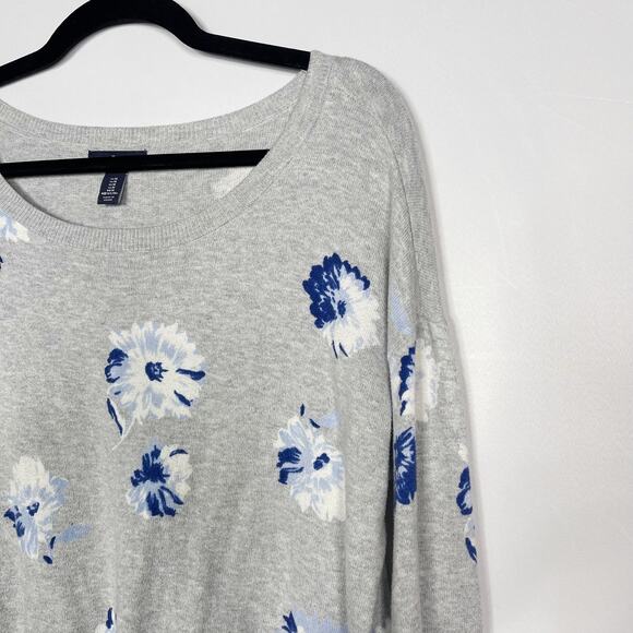 Gap Womens Medium M Gray Blue Floral Lightweight Knit Sweater Scoop Neck Cotton - Picture 3 of 6